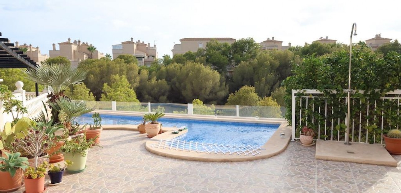 Venta - Villa -
Orihuela Costa - Playa Flamenca