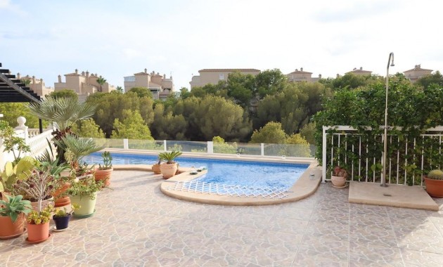 Sale - Villa -
Orihuela Costa - Playa Flamenca