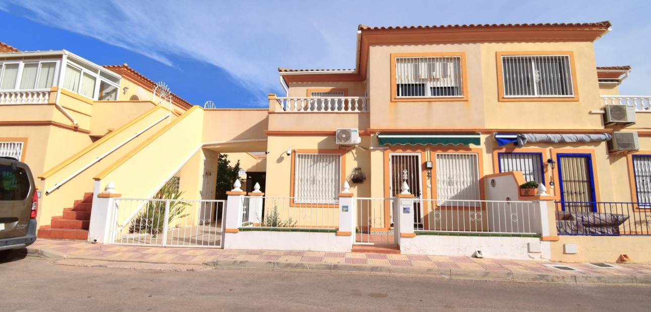 Herverkoop - Appartement / flat -
Orihuela Costa - Playa Flamenca