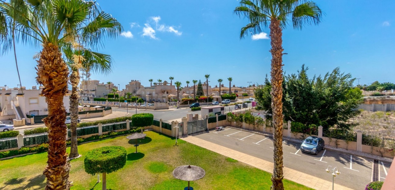 Venta - Apartamento / piso -
Orihuela Costa - Villamartin