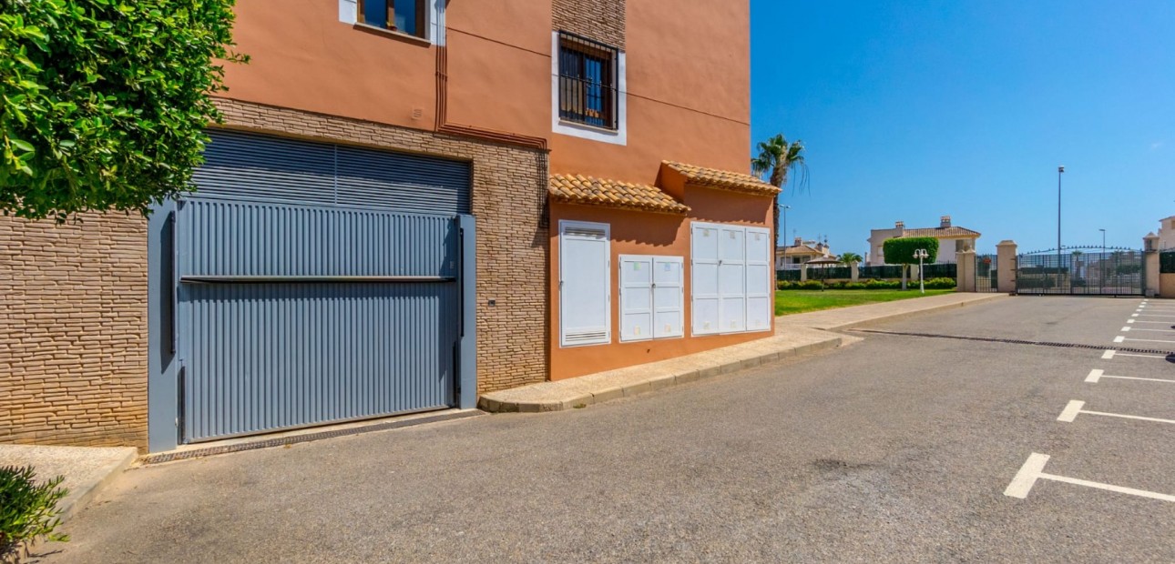 Venta - Apartamento / piso -
Orihuela Costa - Villamartin