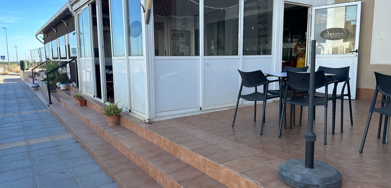 Venta - Business for sale -
Orihuela - Entre Naranjos Vistabella