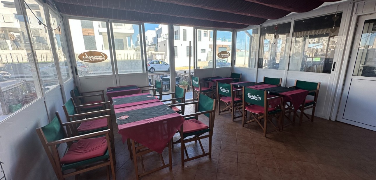 Venta - Business for sale -
Orihuela - Entre Naranjos Vistabella