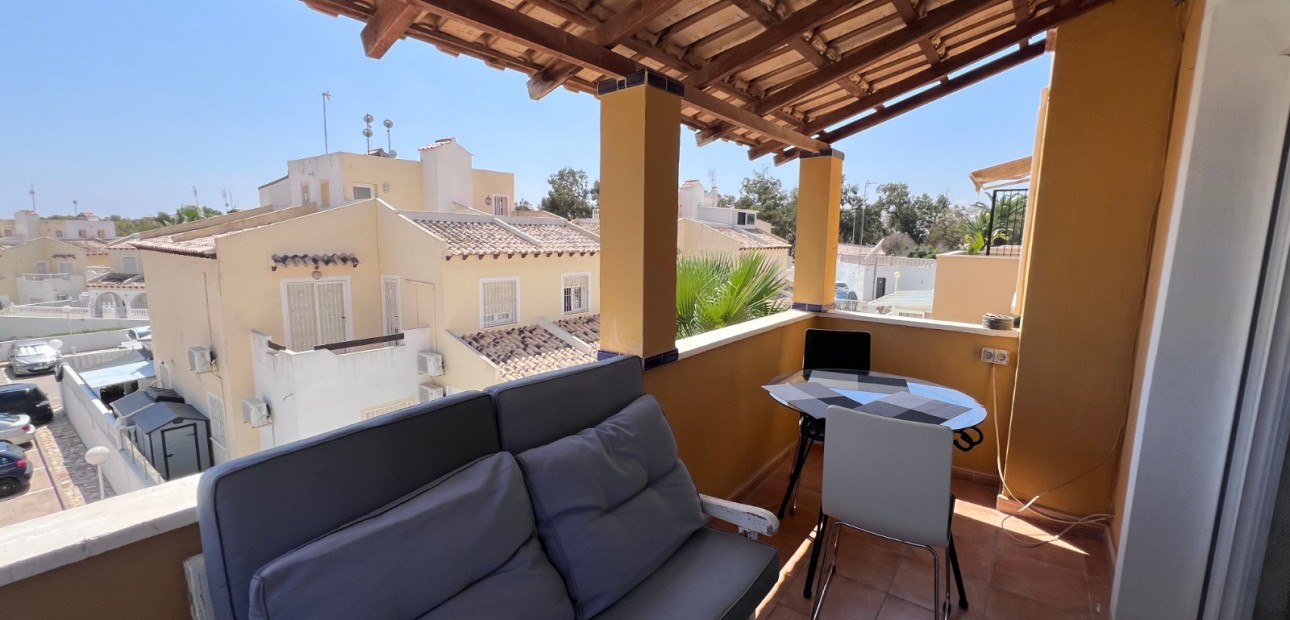 Sale - Townhouse -
Orihuela - Villamartin