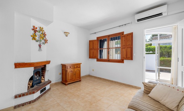 Sale - Townhouse -
Torrevieja - Lago jardin