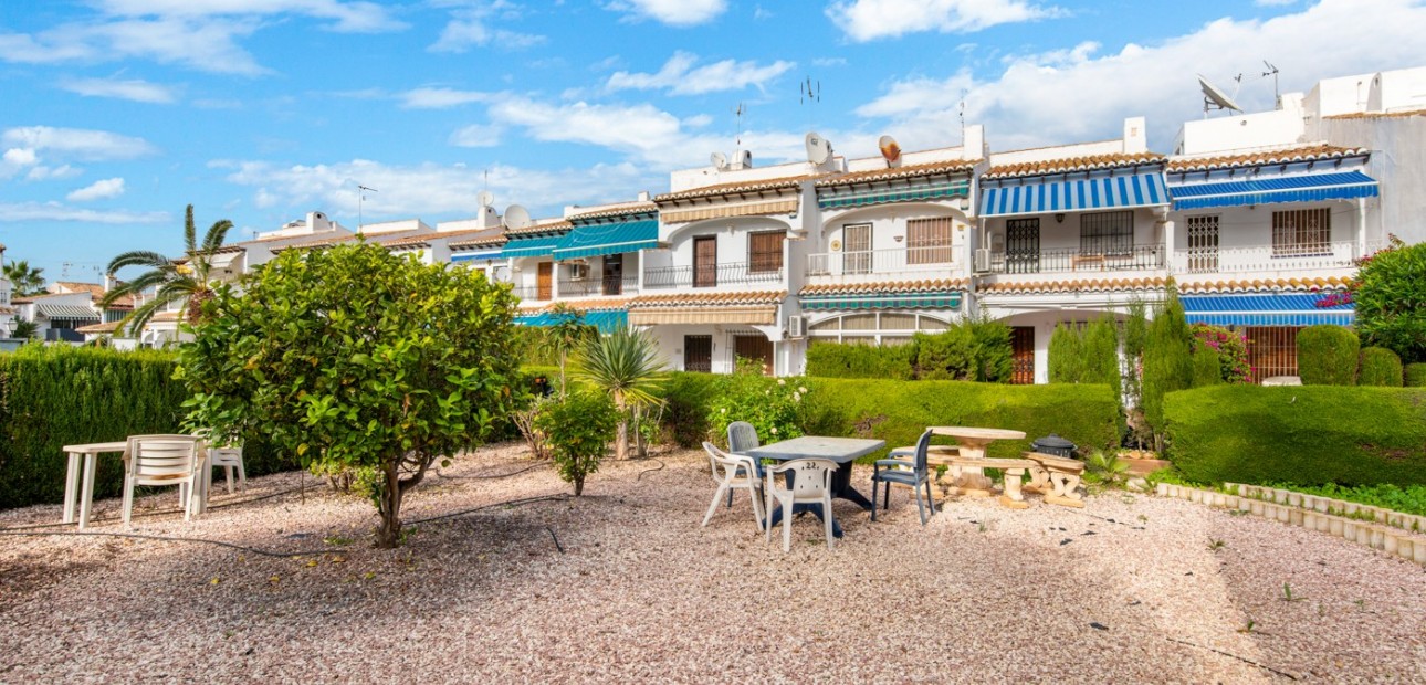 Venta - Adosado -
Torrevieja - Lago jardin