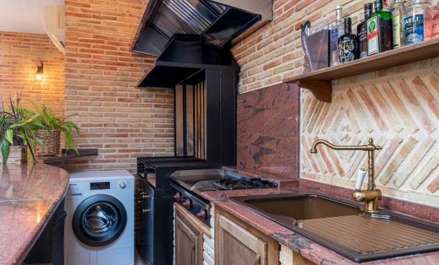 Sale - Villa -
Jacarilla