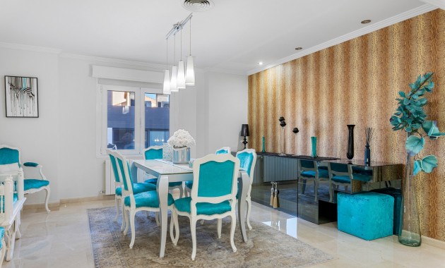 Sale - Villa -
Jacarilla
