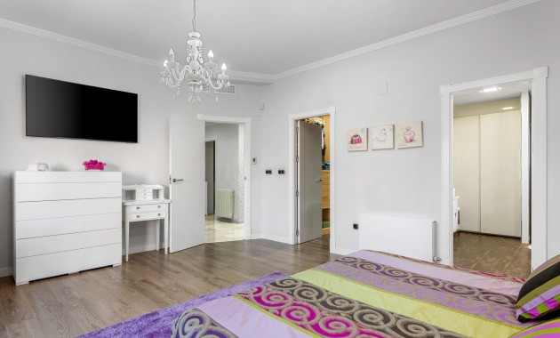 Sale - Villa -
Jacarilla