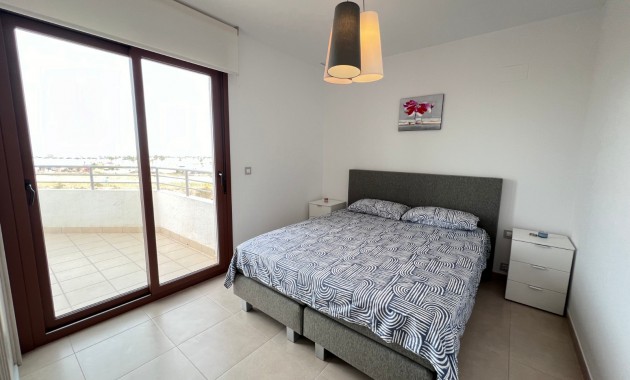 Venta - Apartamento / piso -
Lomas de Campoamor