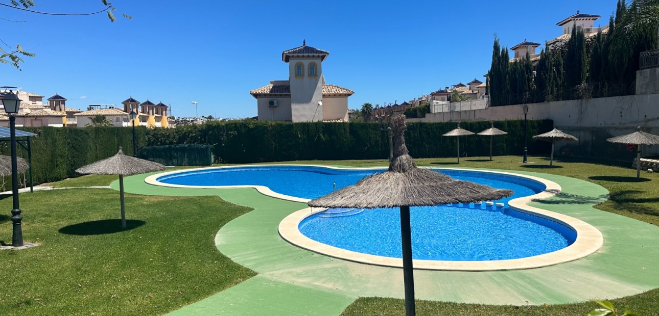 Sale - Apartment / flat -
Cabo Roig - Lomas de Cabo Roig