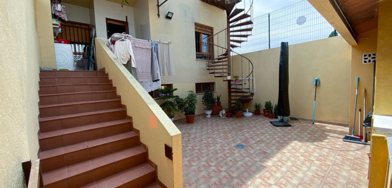 Sale - Townhouse -
Rafal