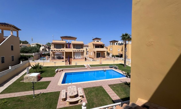 Sale - Townhouse -
Orihuela - Villamartin