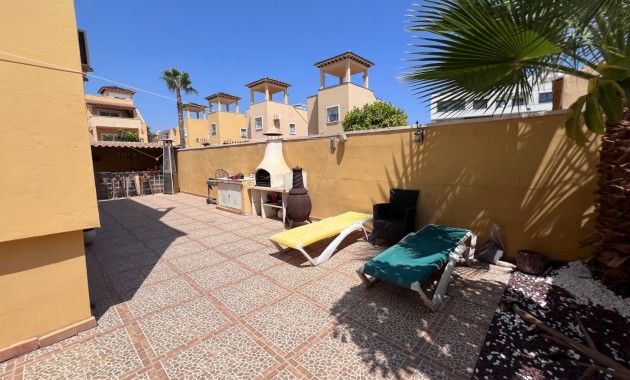 Sale - Townhouse -
Orihuela - Villamartin