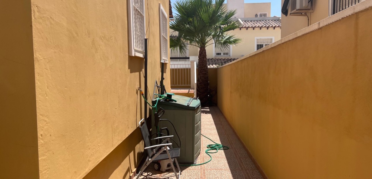 Sale - Townhouse -
Orihuela - Villamartin