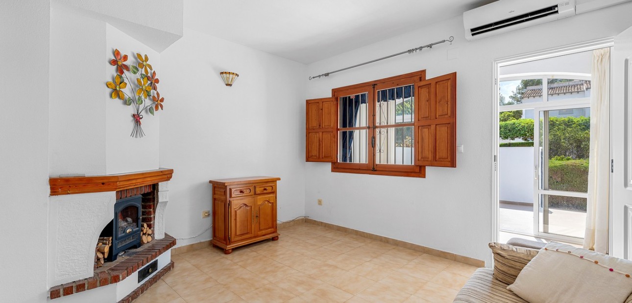 Sale - Townhouse -
Torrevieja - Lago jardin