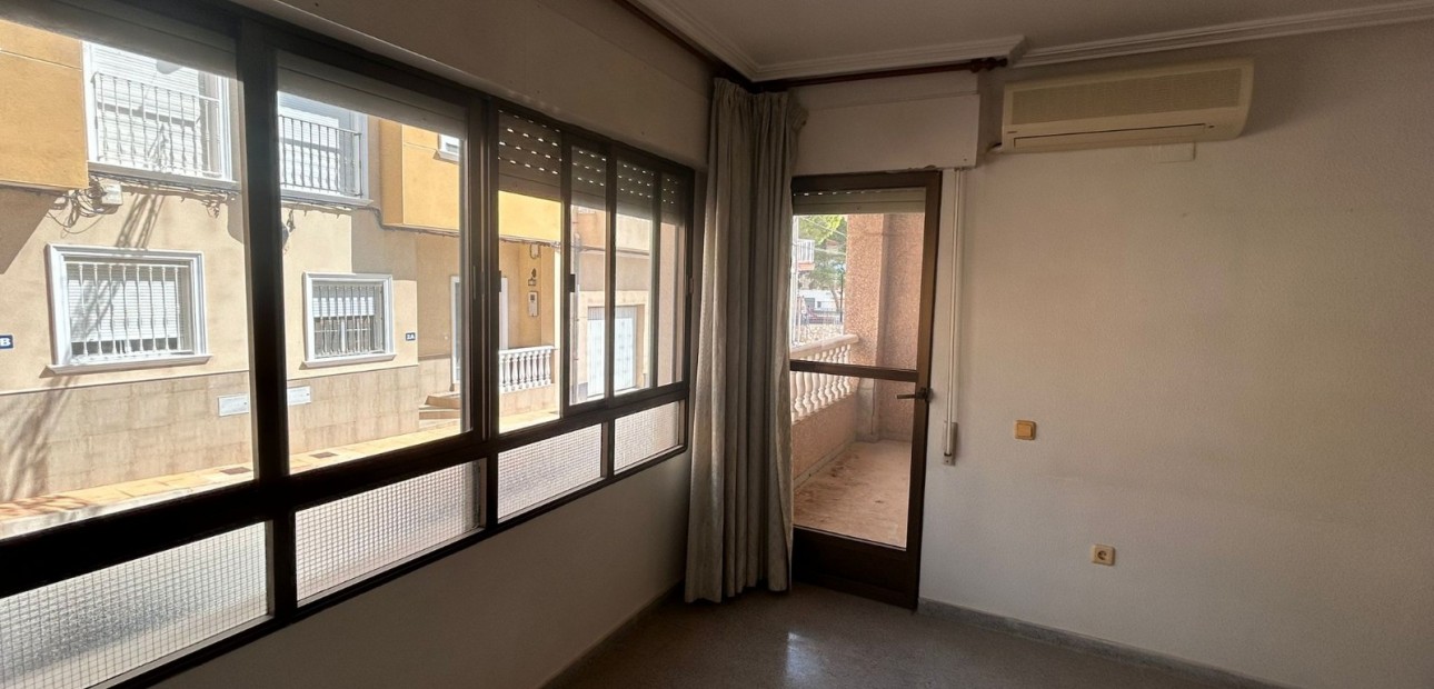 Venta - Apartamento / piso -
Torremendo