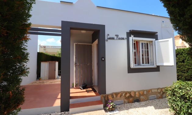 Herverkoop - Detached Villa -
Algorfa - Montebello