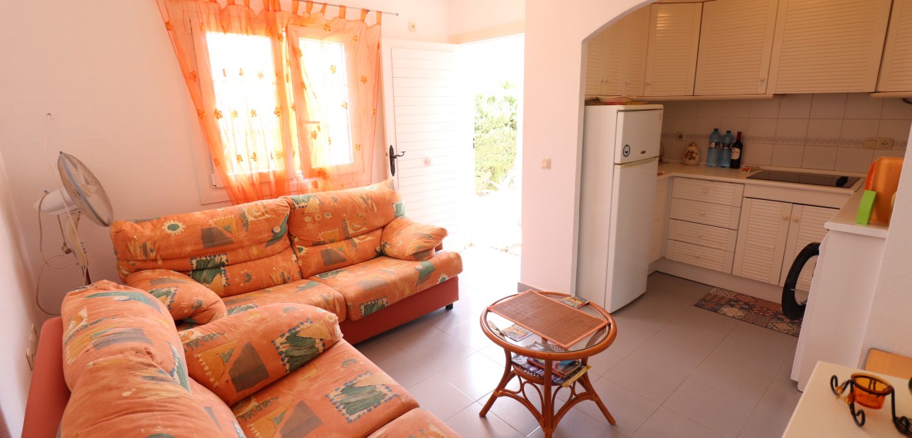 Venta - Detached Villa -
Algorfa - Montebello