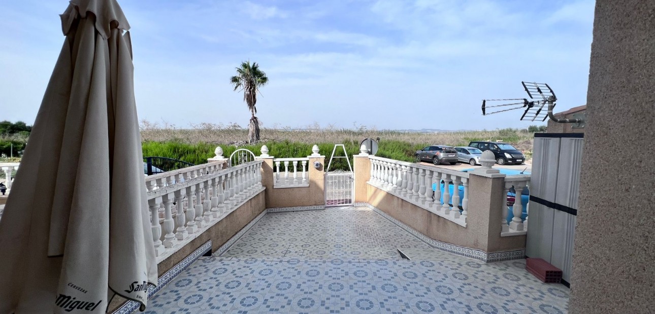 Sale - Apartment - Ground Floor -
Torrevieja - El limonar