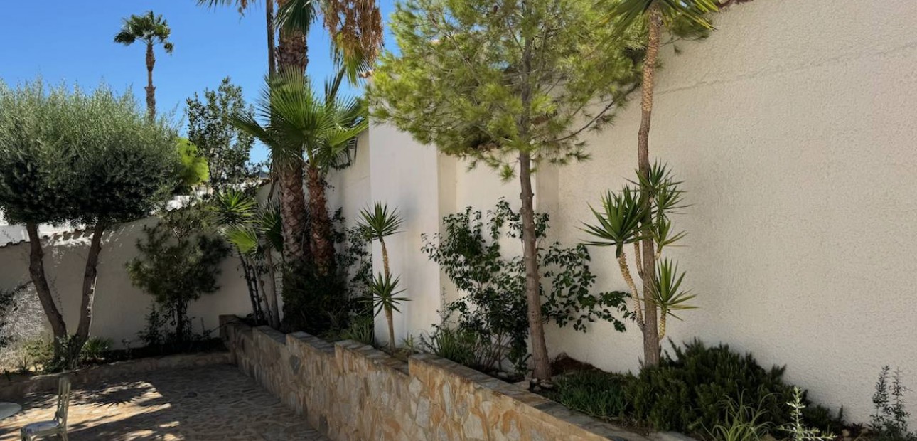 Venta - Villa -
Ciudad Quesada - La marquesa