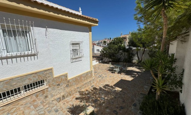 Venta - Villa -
Ciudad Quesada - La marquesa