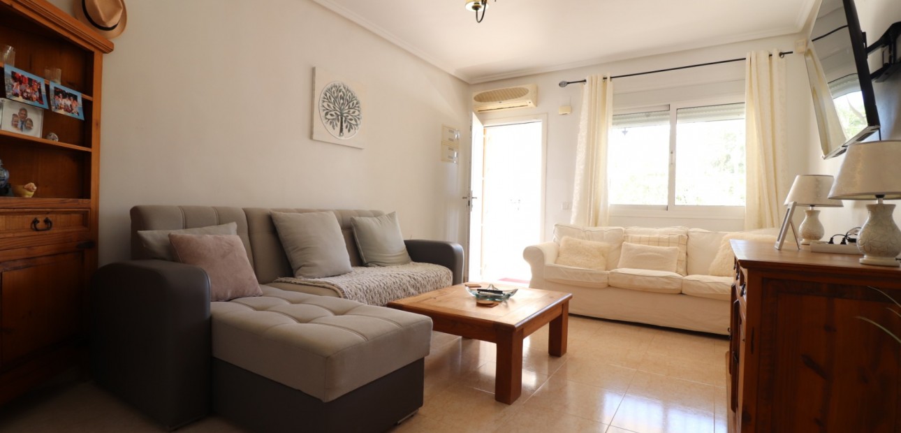 Sale - Townhouse -
Ciudad Quesada - Doña Pepa