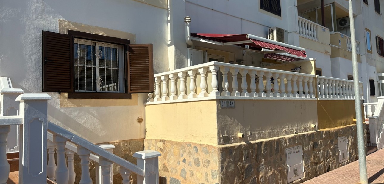 Venta - Apartamento / piso -
Orihuela - Playa Flamenca