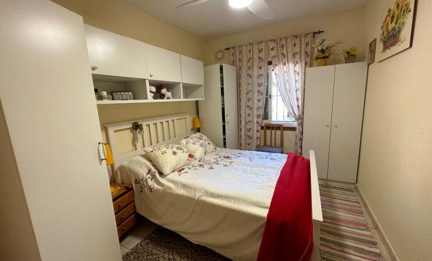 Venta - Apartamento / piso -
Orihuela - Playa Flamenca