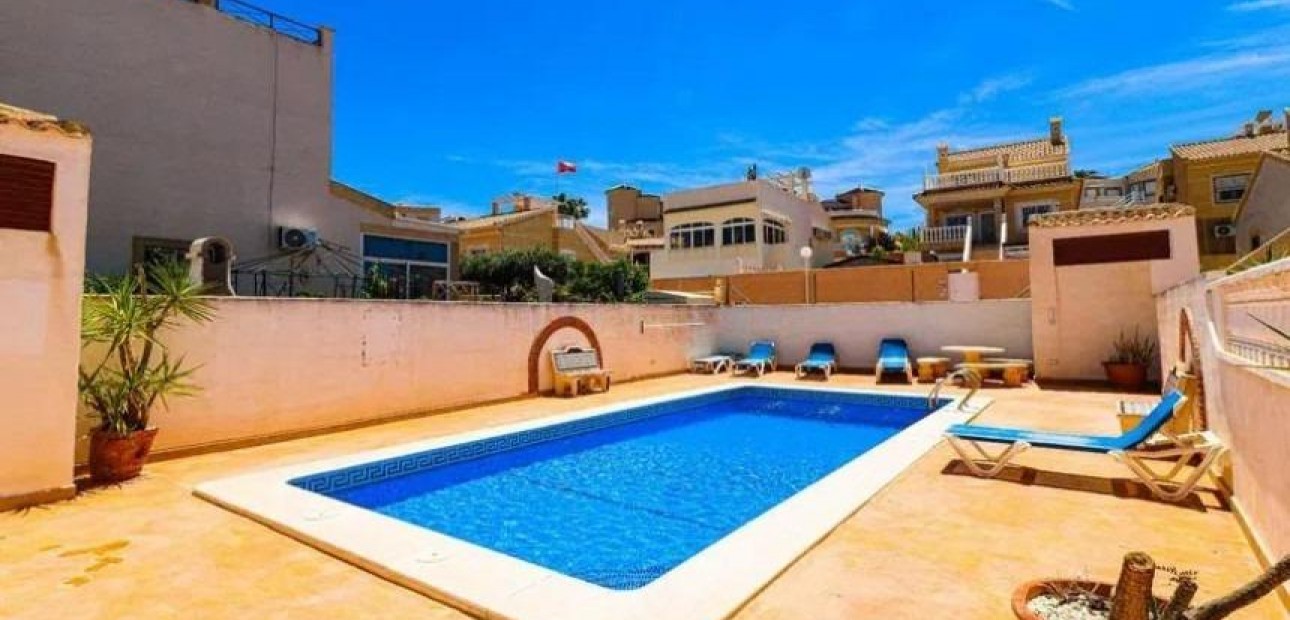 Sale - Semi -
Orihuela Costa - La Florida