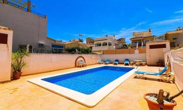 Sale - Semi -
Orihuela Costa - La Florida