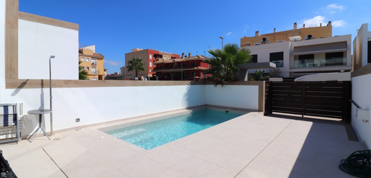 Sale - Townhouse -
Benijofar - Benijofar - Village