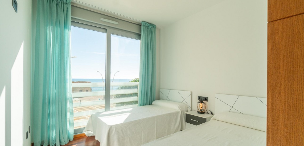 Herverkoop - Flat -
Torrevieja - La Mata