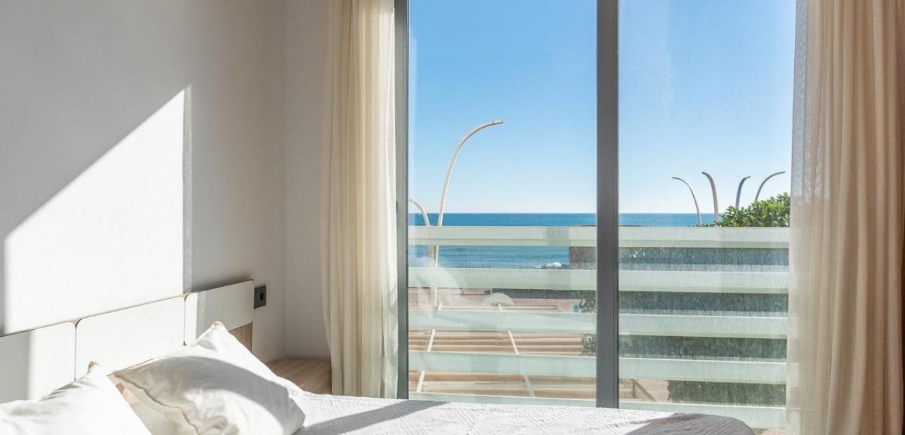 Sale - Flat -
Torrevieja - La Mata