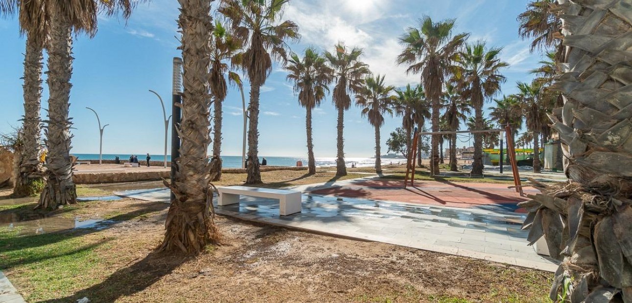 Herverkoop - Flat -
Torrevieja - La Mata