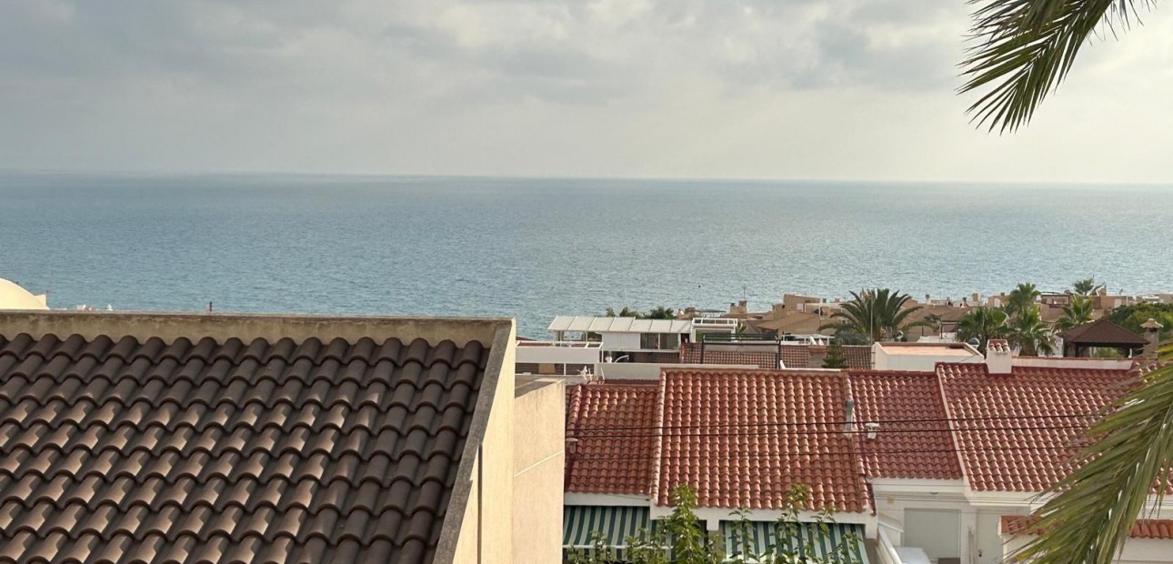 Herverkoop - Bungalow -
Torrevieja - Torreblanca