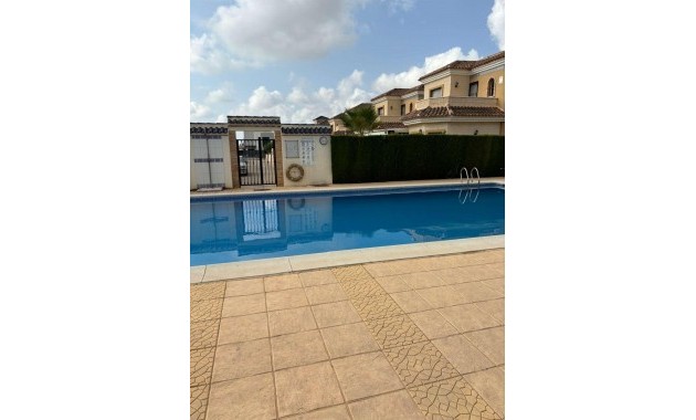 Sale - Villa -
Guardamar del Segura - raso