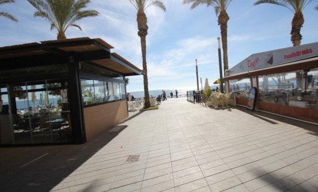 Sale - Flat -
Torrevieja - Paseo maritimo