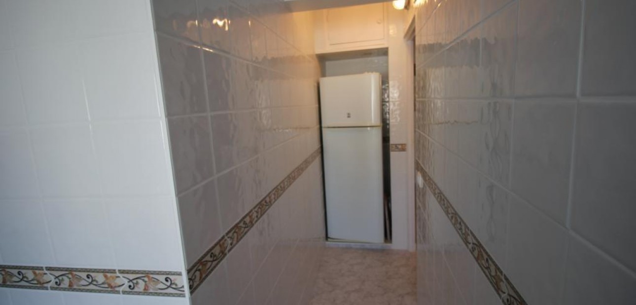 Sale - Flat -
Torrevieja - Paseo maritimo