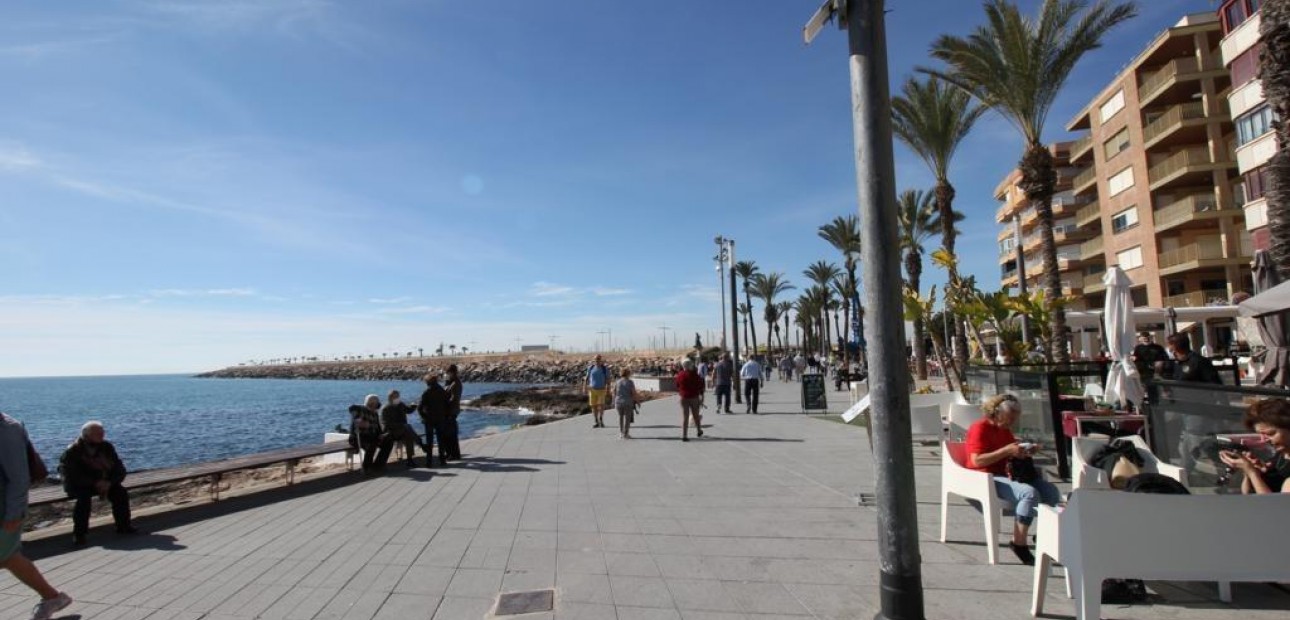 Sale - Flat -
Torrevieja - Paseo maritimo