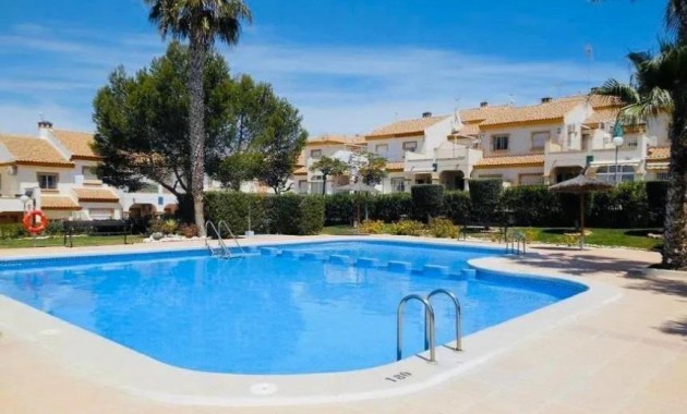 Sale - Villa -
Orihuela Costa - La Florida