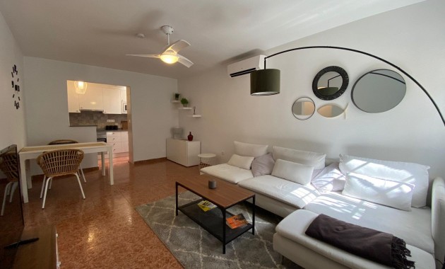 Herverkoop - Terraced house -
Torrevieja - El limonar