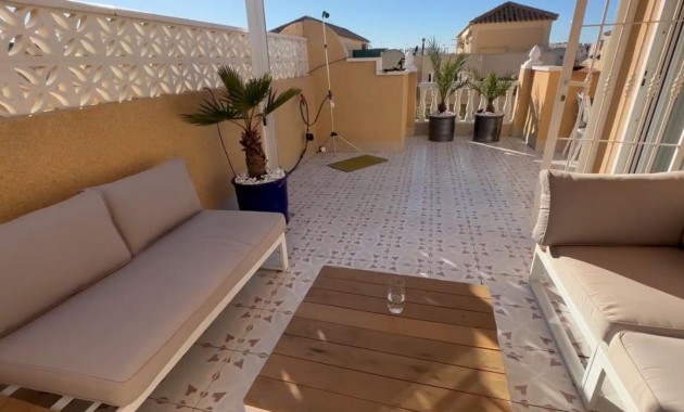 Herverkoop - Terraced house -
Torrevieja - El limonar