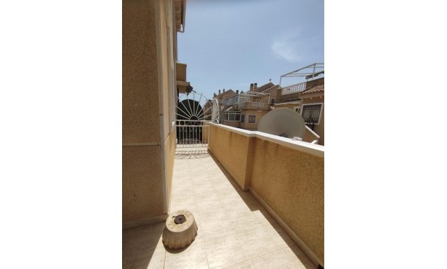 Sale - Bungalow -
Torrevieja - Torreblanca