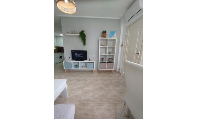 Sale - Bungalow -
Torrevieja - Torreblanca