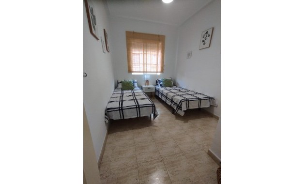 Sale - Bungalow -
Torrevieja - Torreblanca