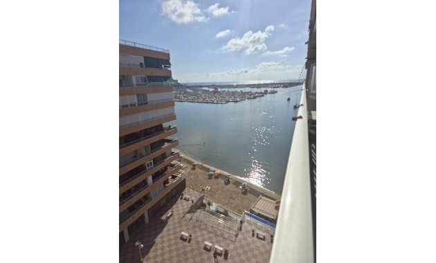 Sale - Apartment / flat -
Torrevieja - Acequion