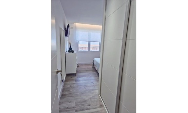 Herverkoop - Appartement / flat -
Torrevieja - Acequion