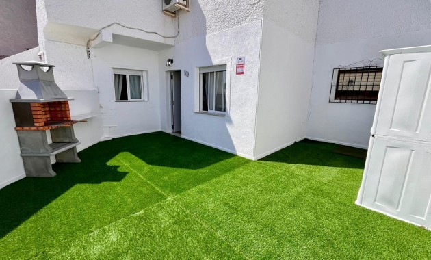 Venta - Bungalow -
Torrevieja - Torretas