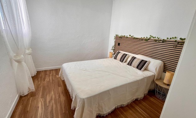 Venta - Bungalow -
Torrevieja - Torretas